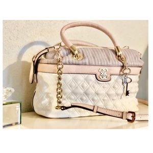 GUESS Purse/bag! Blush, lavender, white and gold!